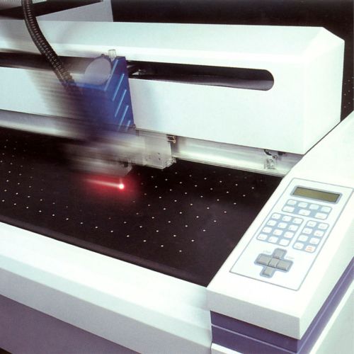 CNC Vypalovani Plastu Laserem 1